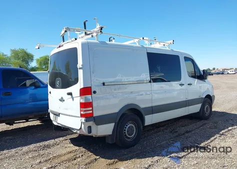 2012 Mercedes-Benz Sprinter 2500 Normal Roof z USA, uszkodzony, nr VIN WD3PE7CC6C5714120